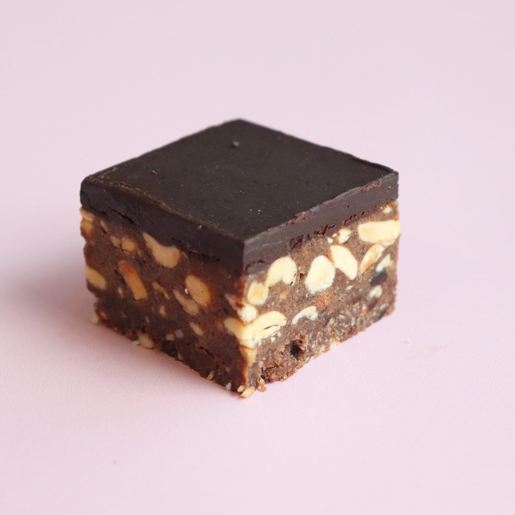 Snickerz Slice
